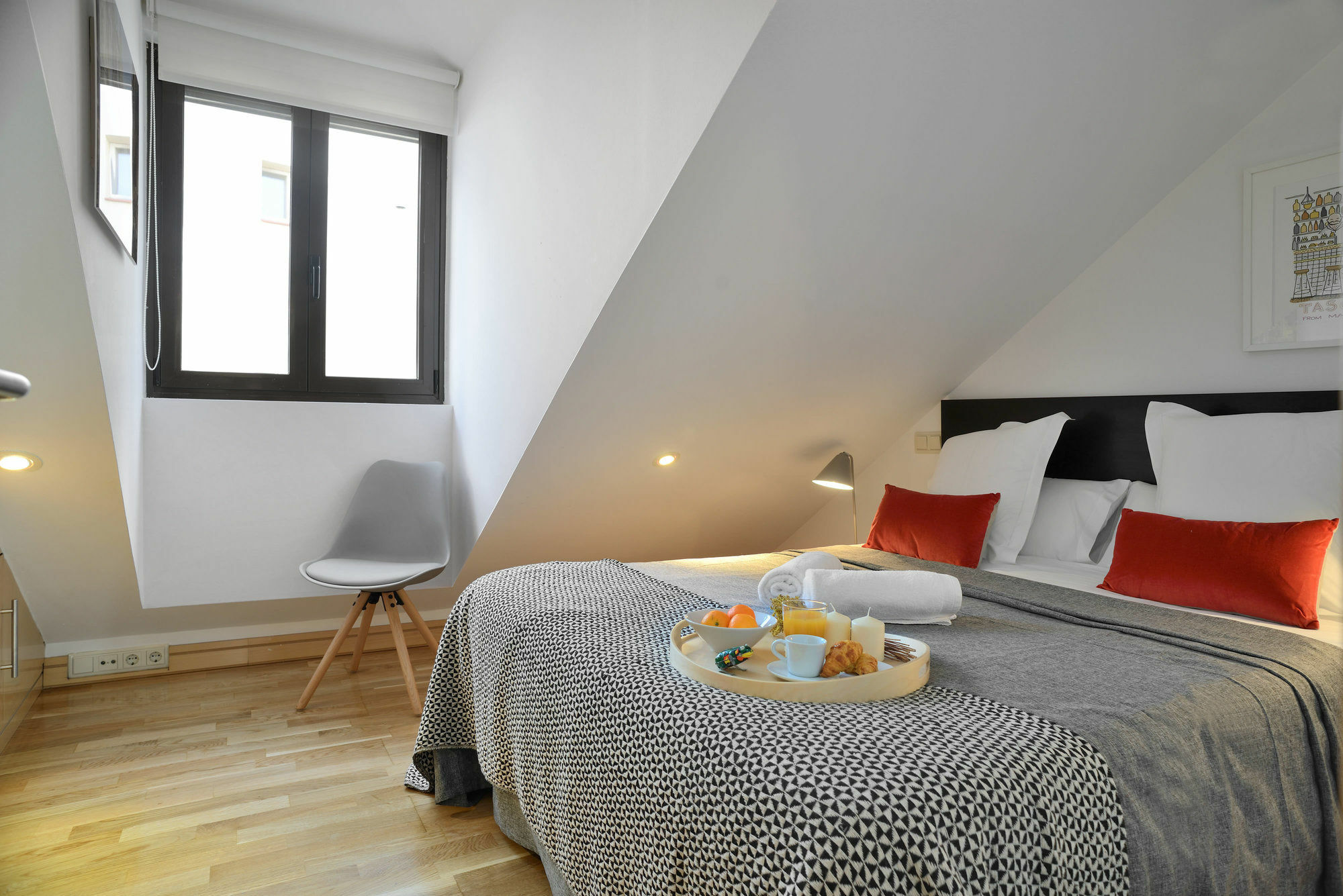 Aspasios San Mateo Boutique Apartments Madrid Exterior photo