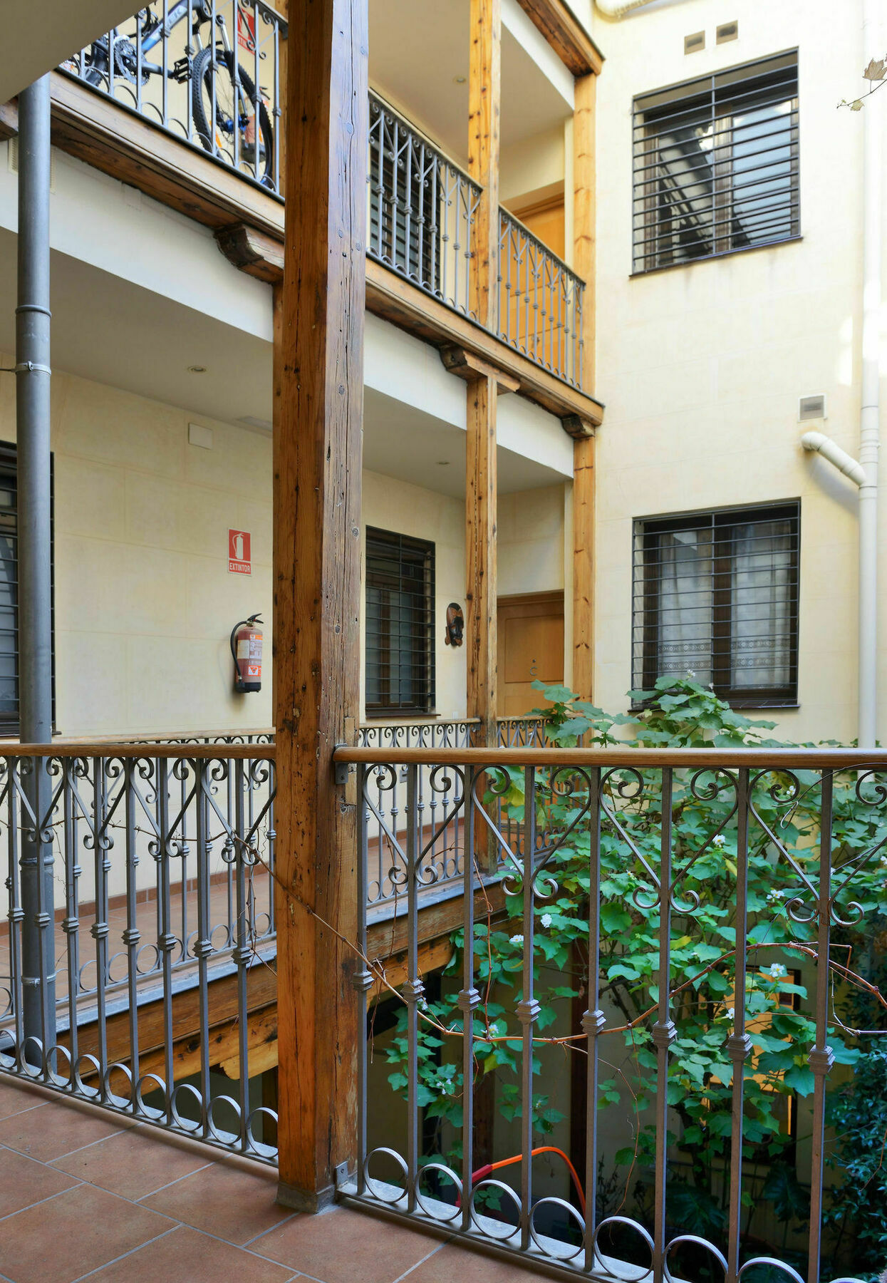 Aspasios San Mateo Boutique Apartments Madrid Exterior photo